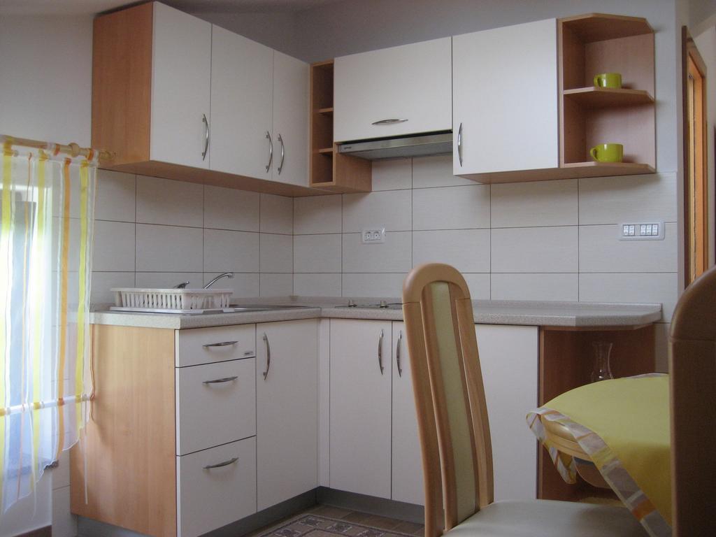 Turisticna Kmetija Pri Rebkovih Apartamento Ajdovščina Quarto foto