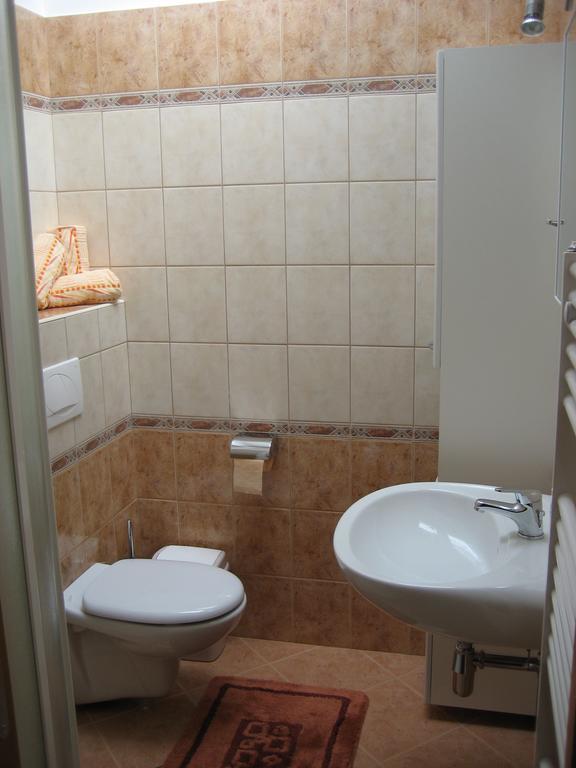 Turisticna Kmetija Pri Rebkovih Apartamento Ajdovščina Quarto foto