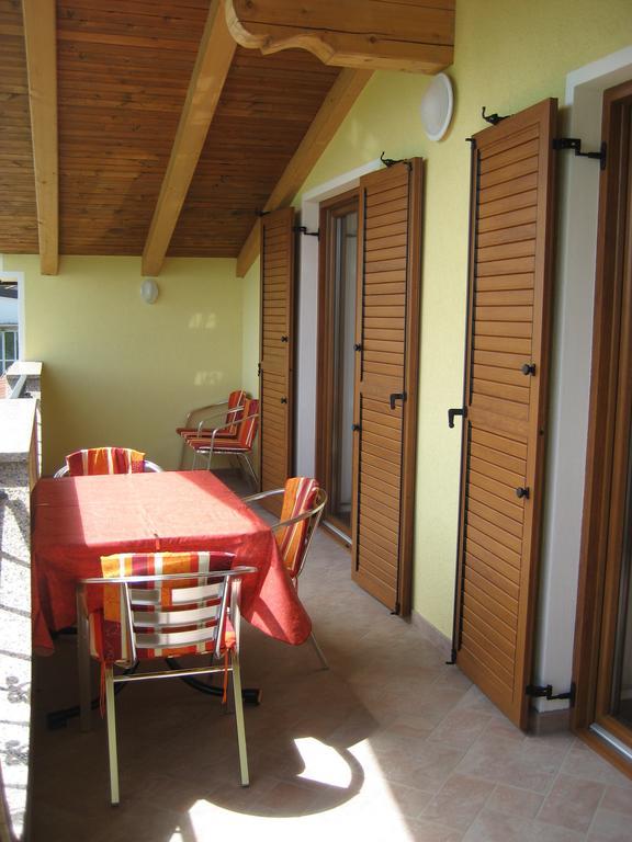 Turisticna Kmetija Pri Rebkovih Apartamento Ajdovščina Quarto foto