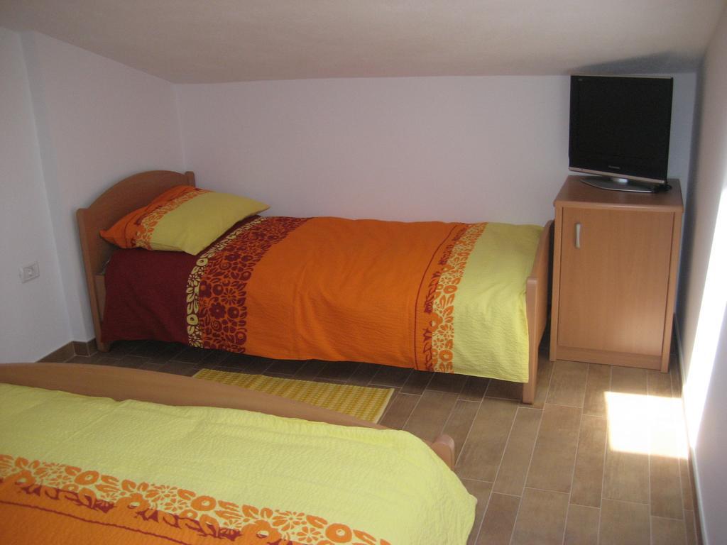 Turisticna Kmetija Pri Rebkovih Apartamento Ajdovščina Quarto foto