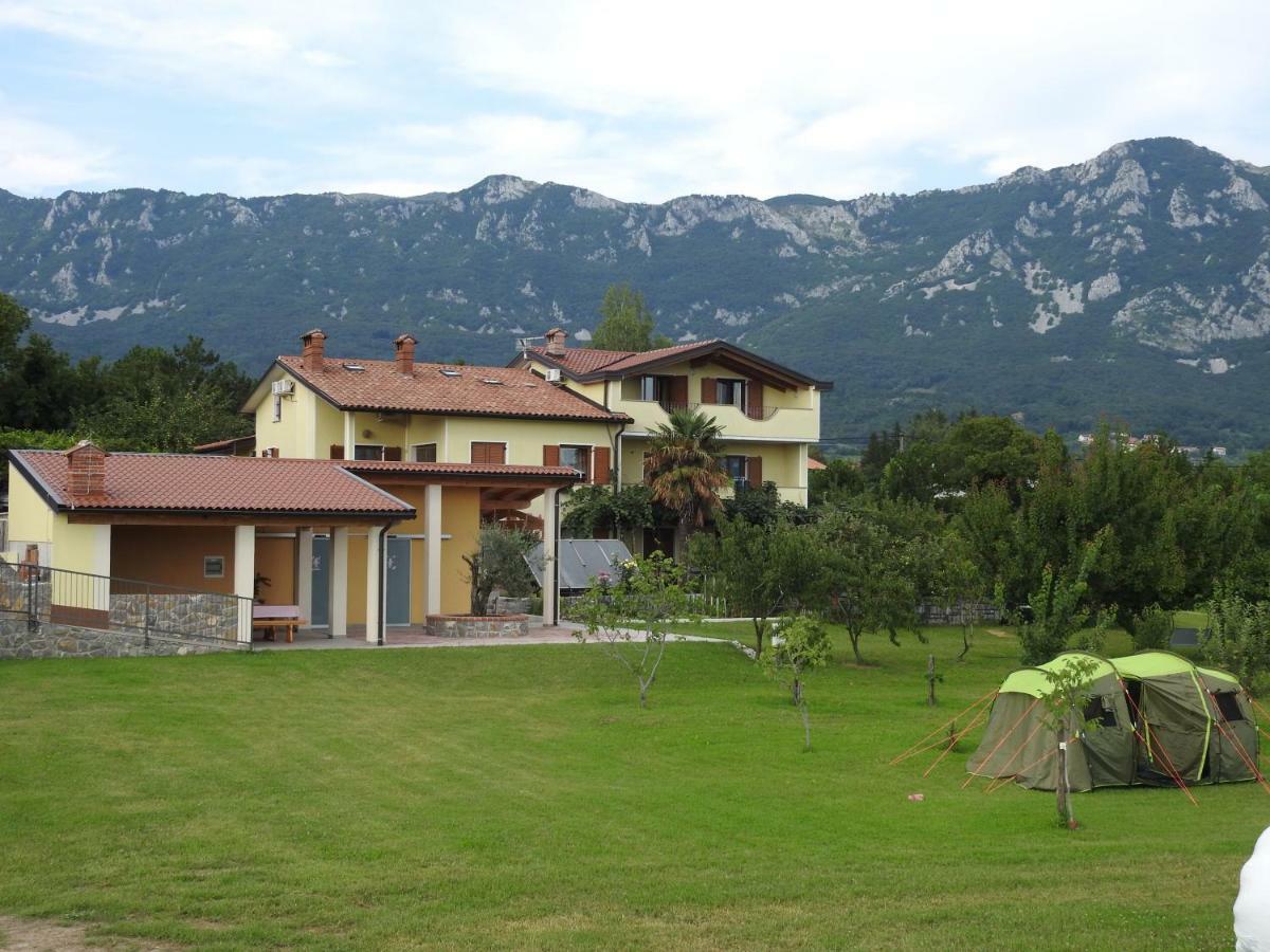Turisticna Kmetija Pri Rebkovih Apartamento Ajdovščina Exterior foto